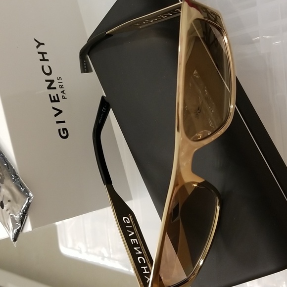 Sunglasses - Picture 6 of 6